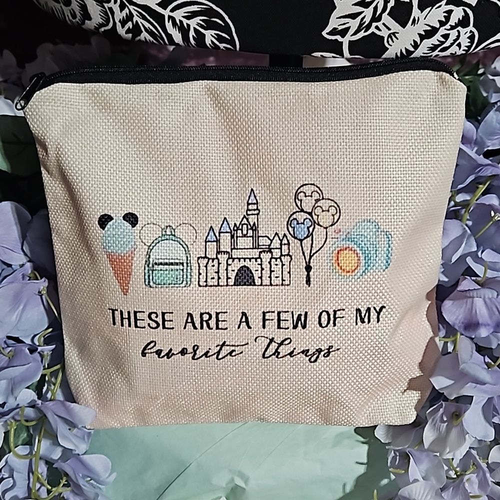 Disney 🎁 inspired Cosmetic Bag NWOT in original packaging
